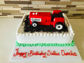 TRACTOR BIRTHDAY CAKE