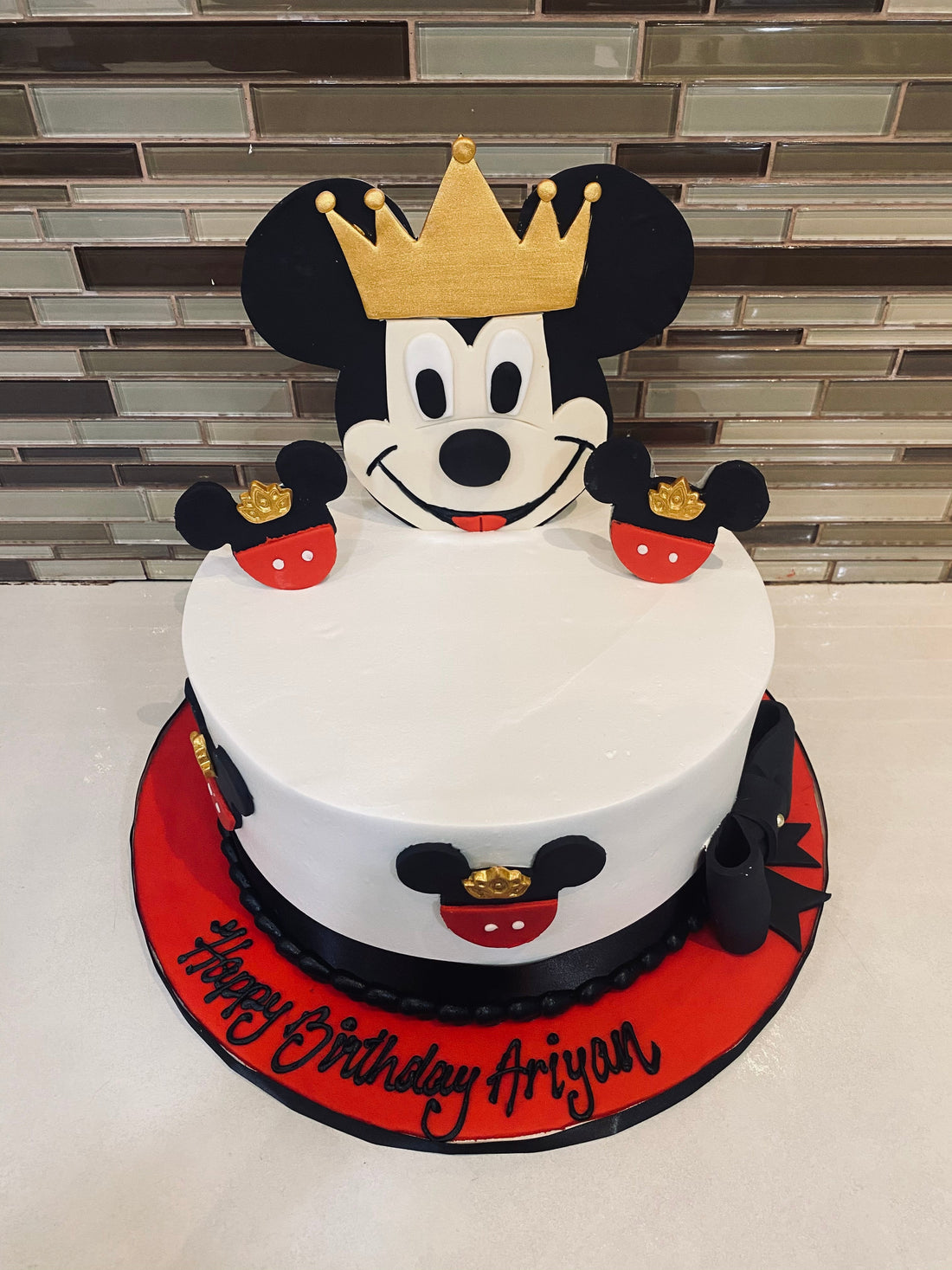 Eknoor Mickey- Minnie Birthday Cake