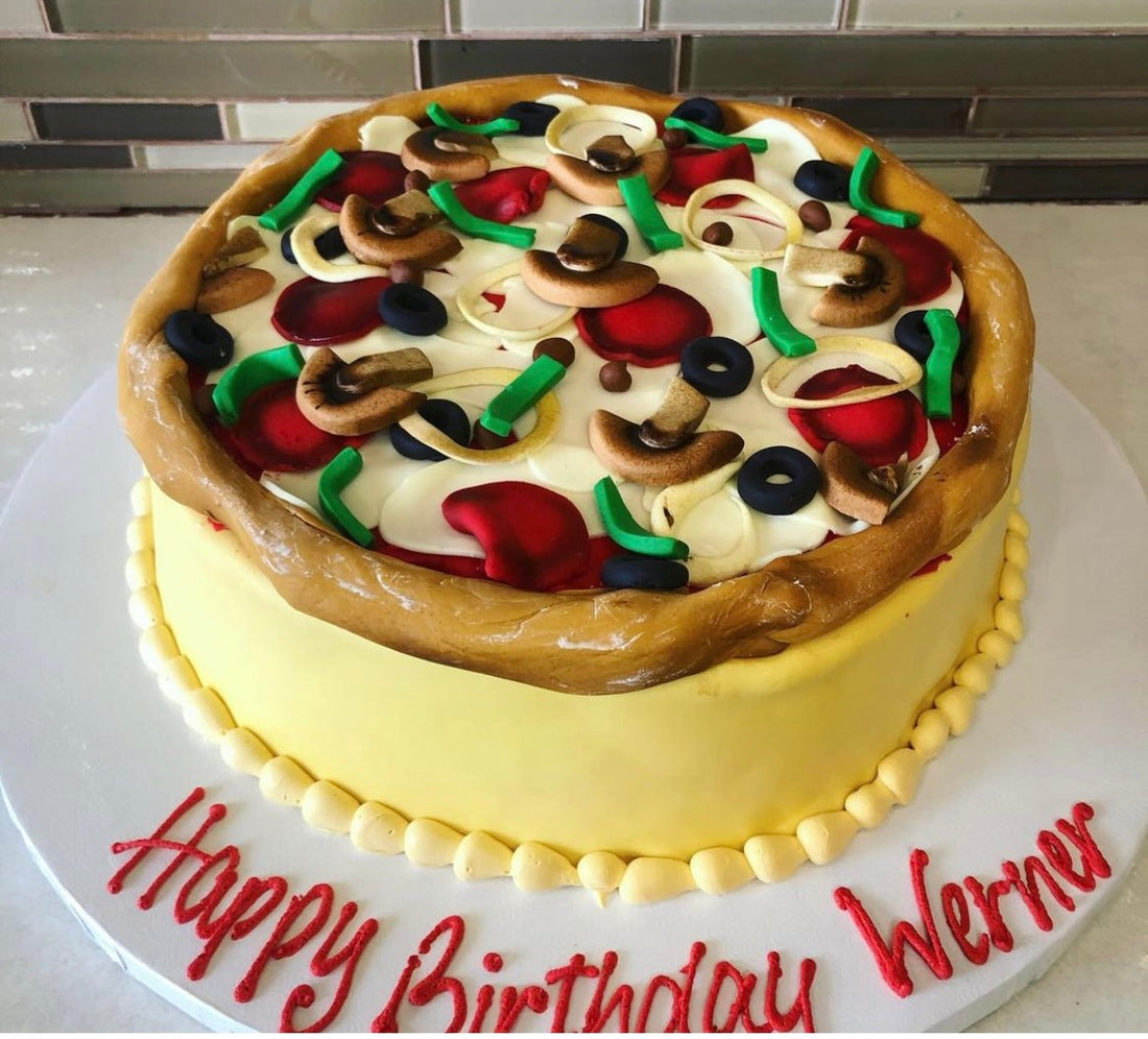 PIZZA FONDANT CAKE