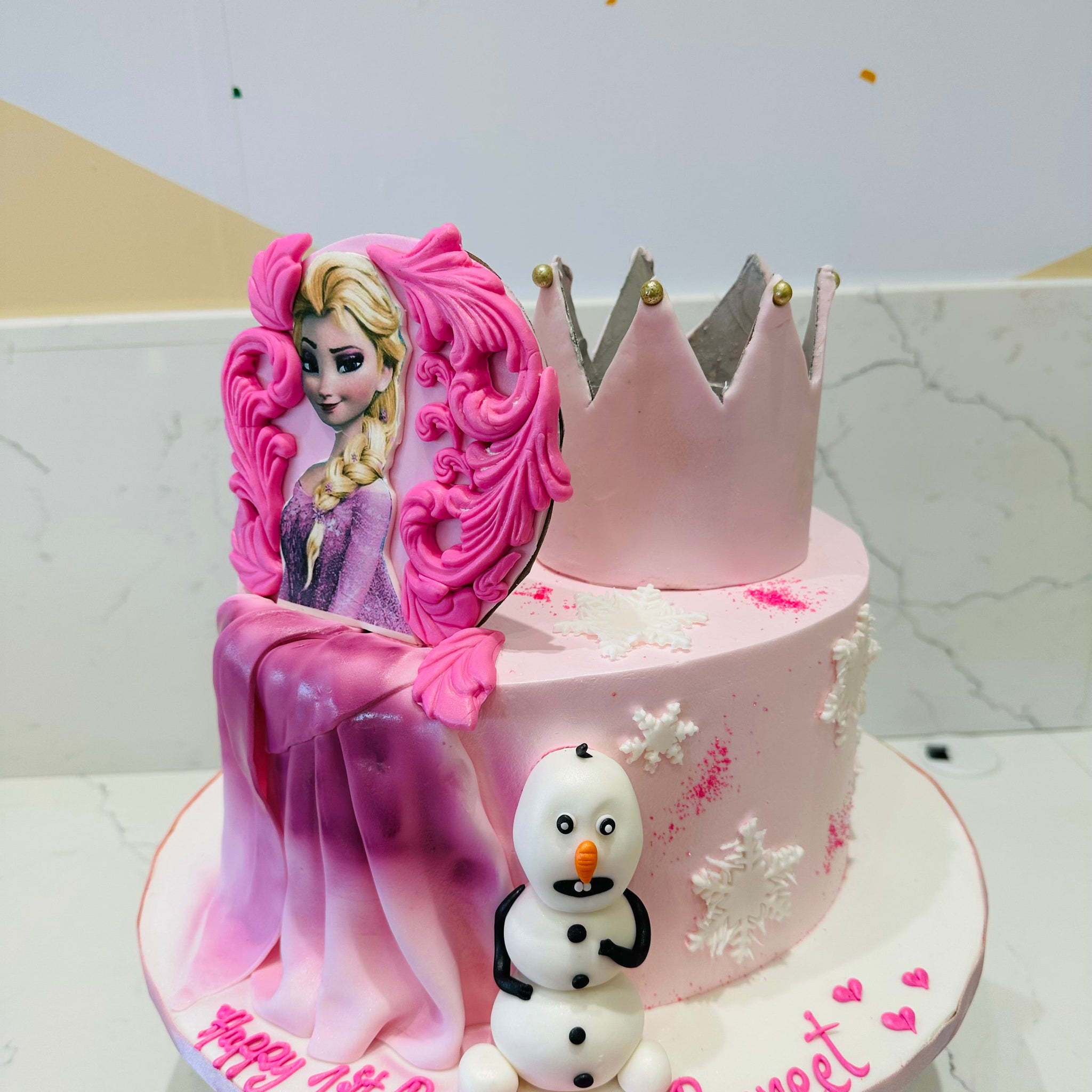 PINK FROZEN CREAM CAKE
