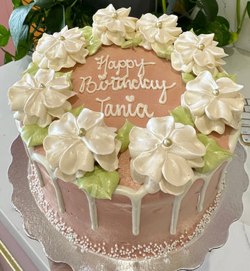 TANIA ROSEGOLD CAKE