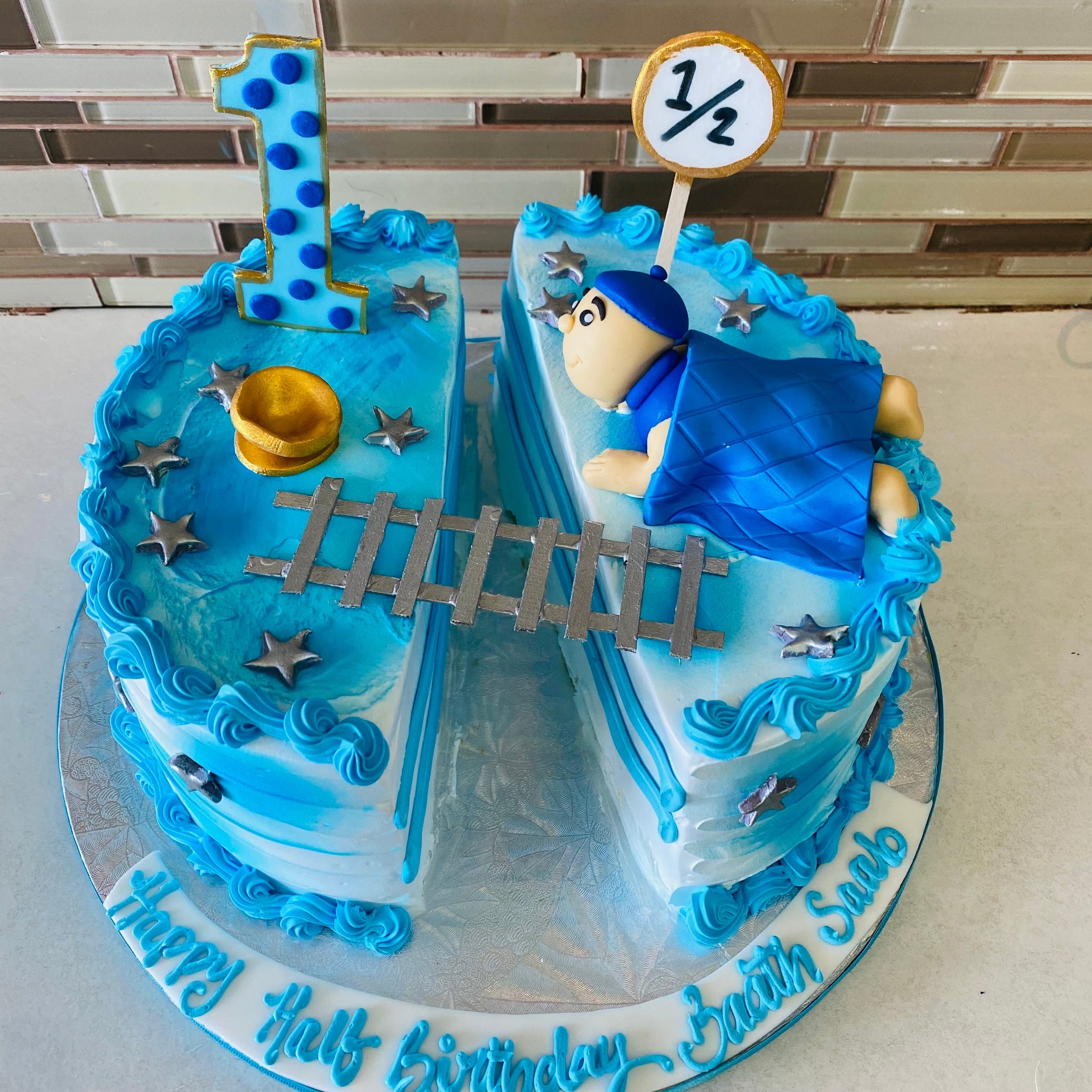 SPLIT HALF BIRTHDAY CREAM CAKE