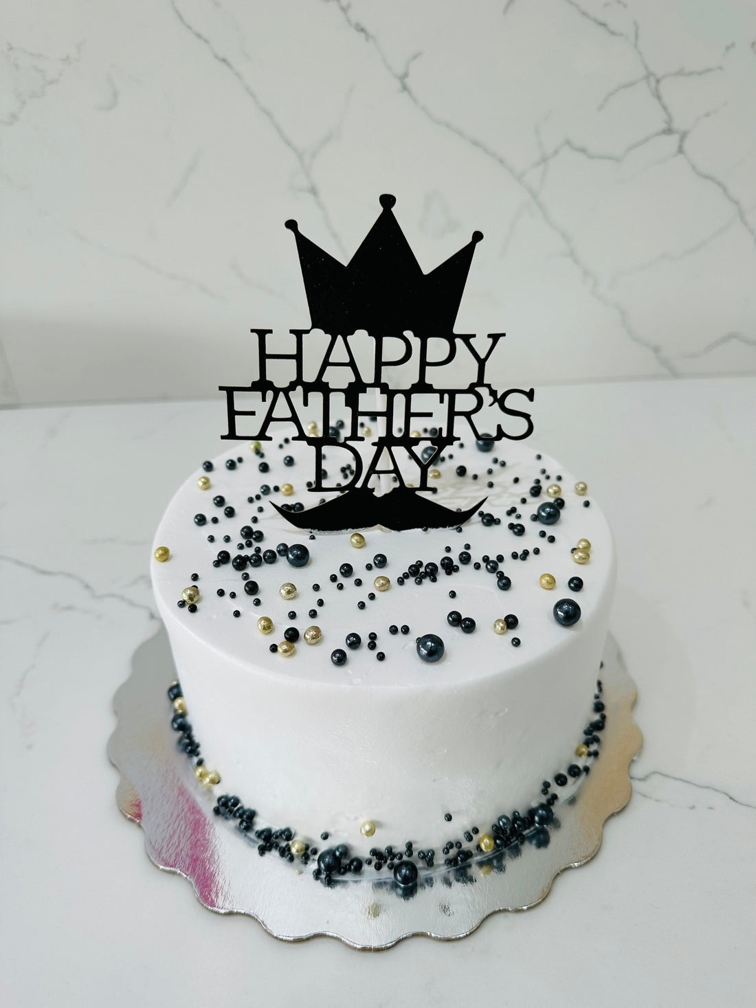 CROWN FATHER'S DAY CAKE