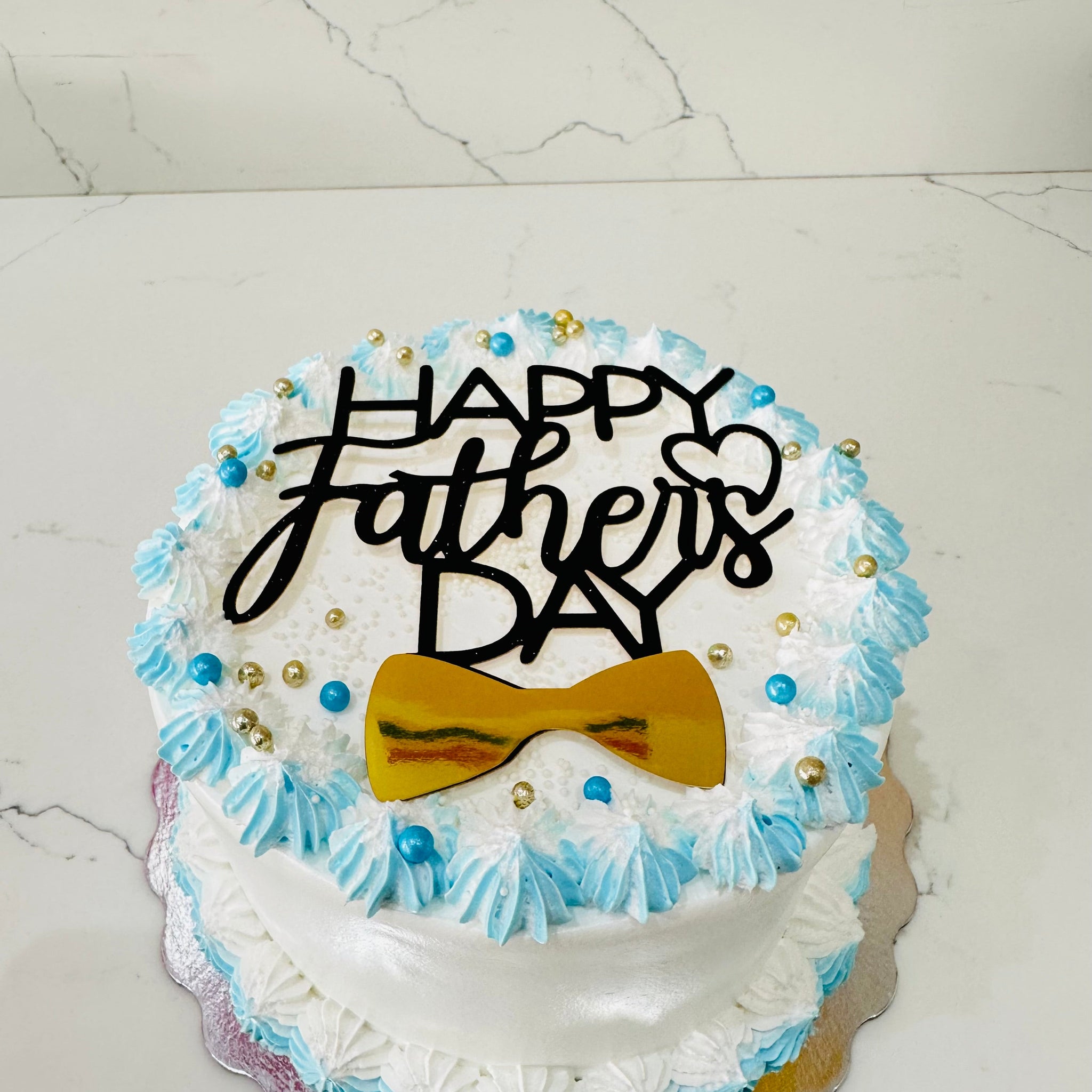 GOLD BOW FATHER'S DAY CAKE