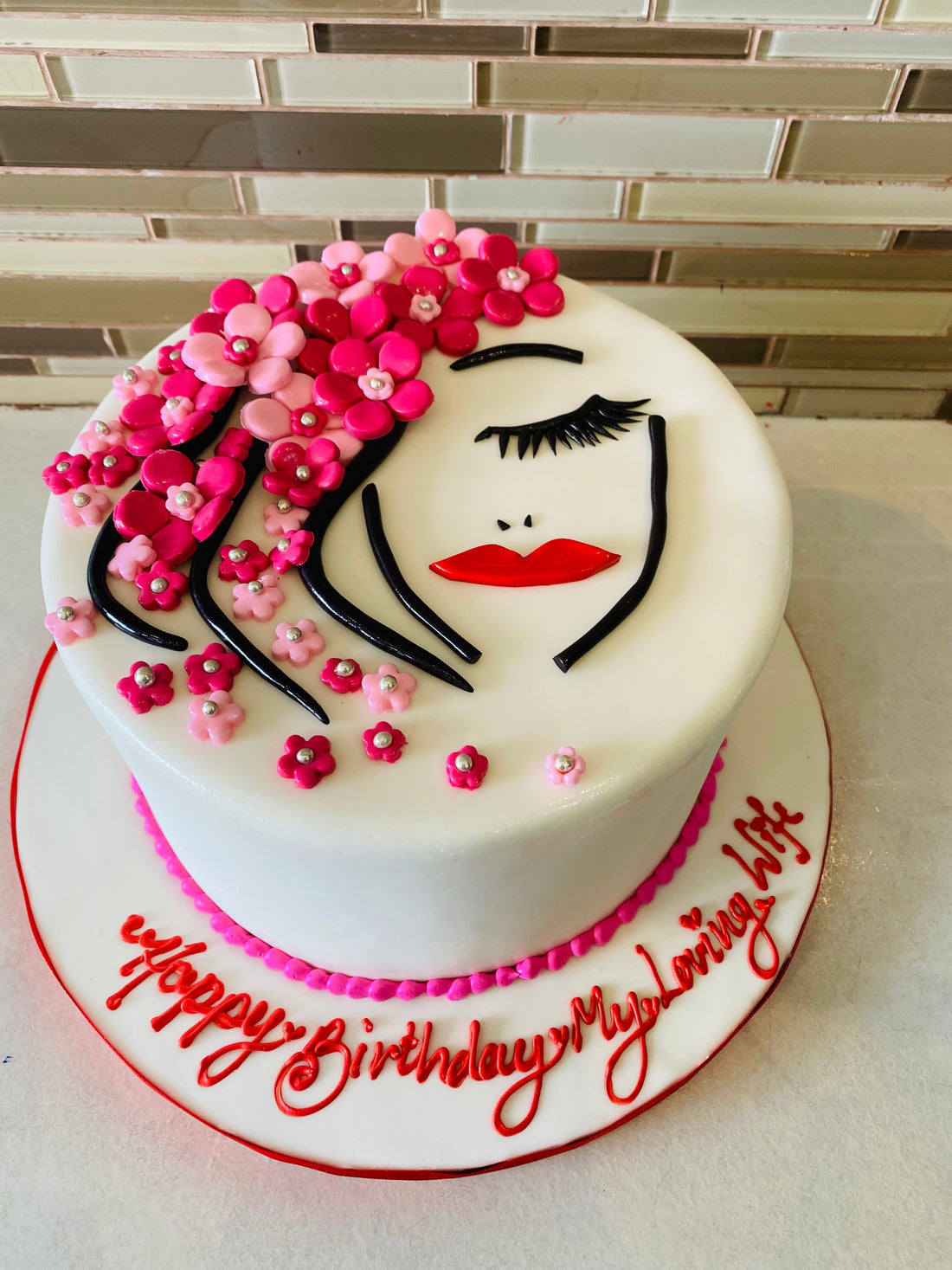 LADY FACE FONDANT CAKE