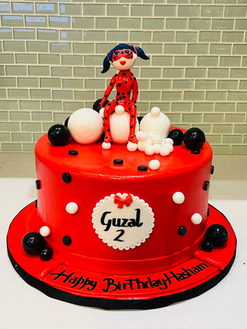 HASHAM LADYBUG  FONDANT CAKE