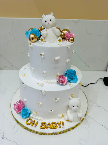 WHITE TEDDY BABY SHOWER CREAM CAKE