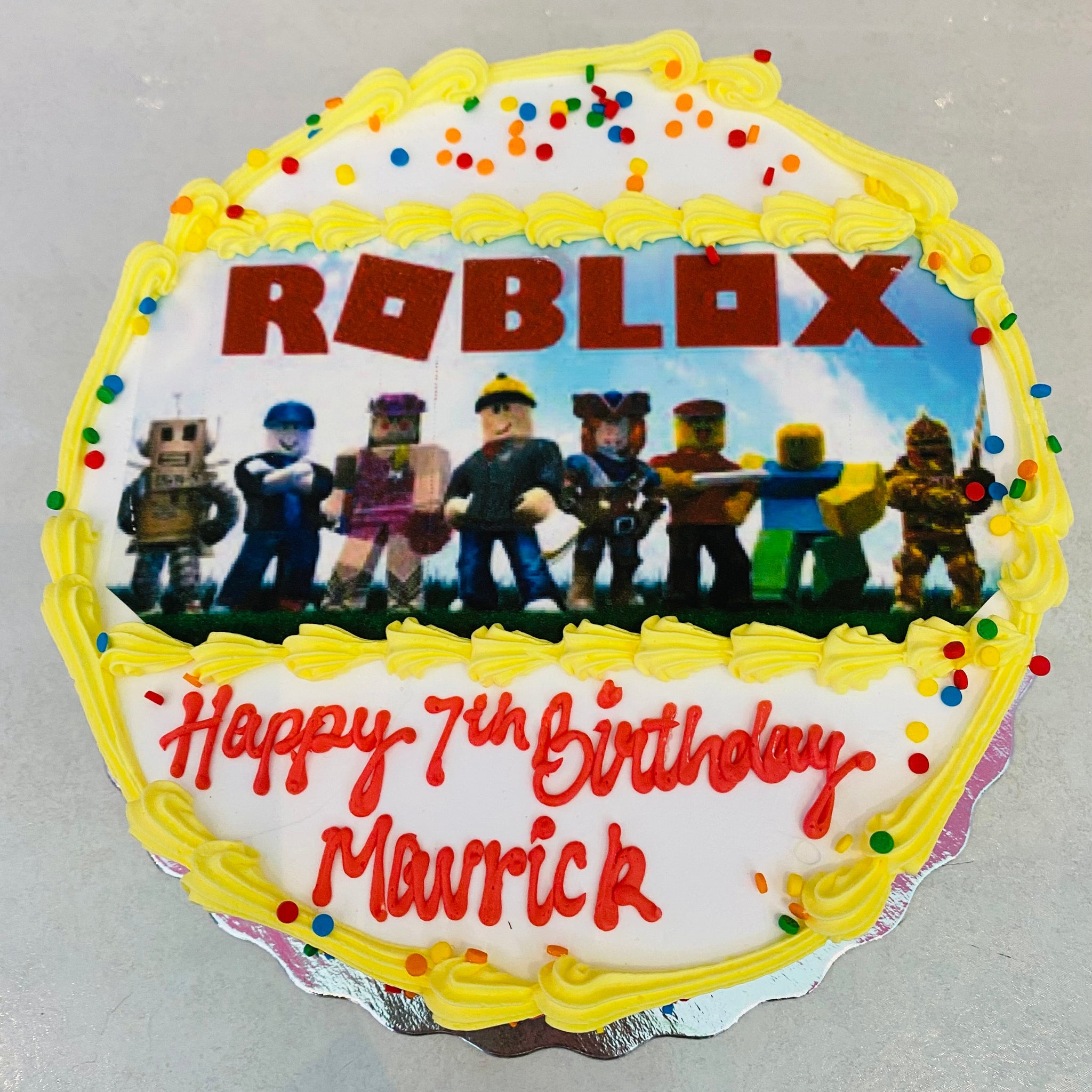 ROBLOX PHOTO CAKE