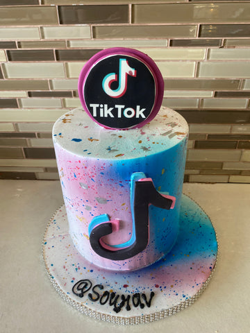 TIKTOK CREAM CAKE