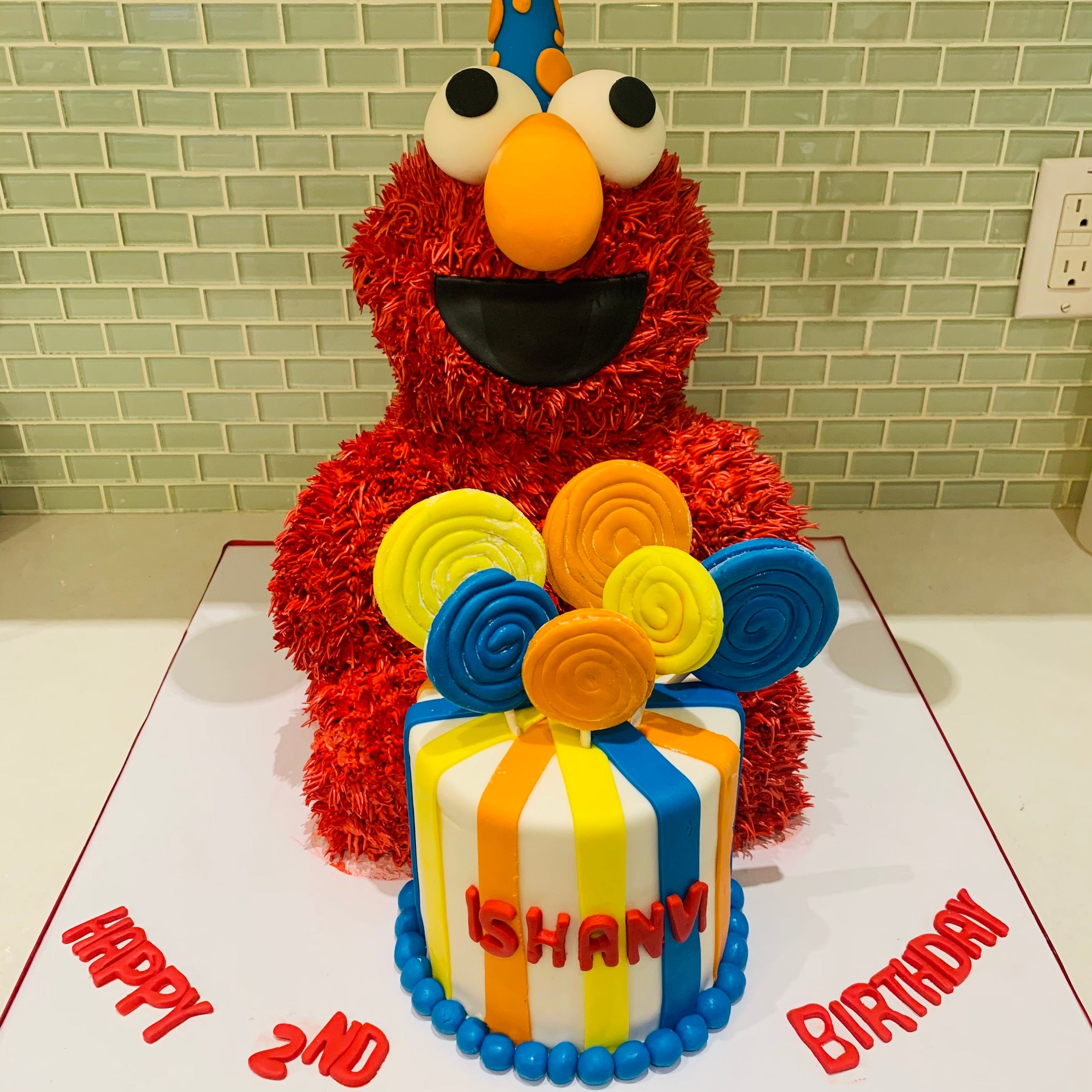 ELMO 3D BIRTHDAY CAKE