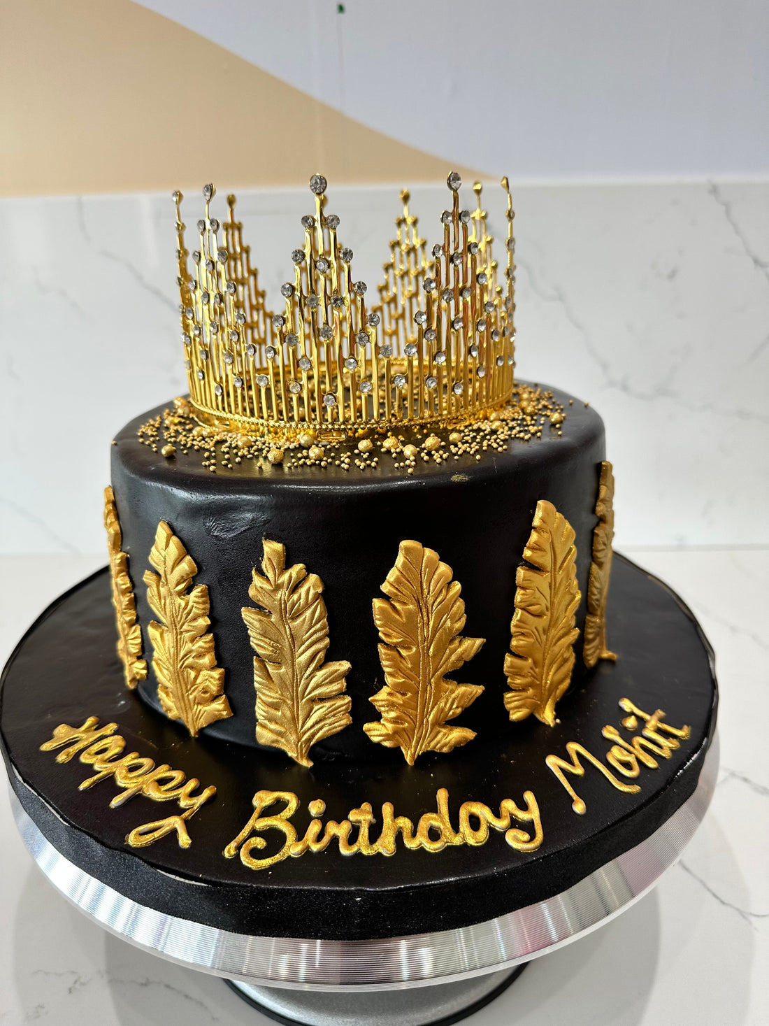 MOHIT BLACK & GOLD CROWN FONDANT CAKE