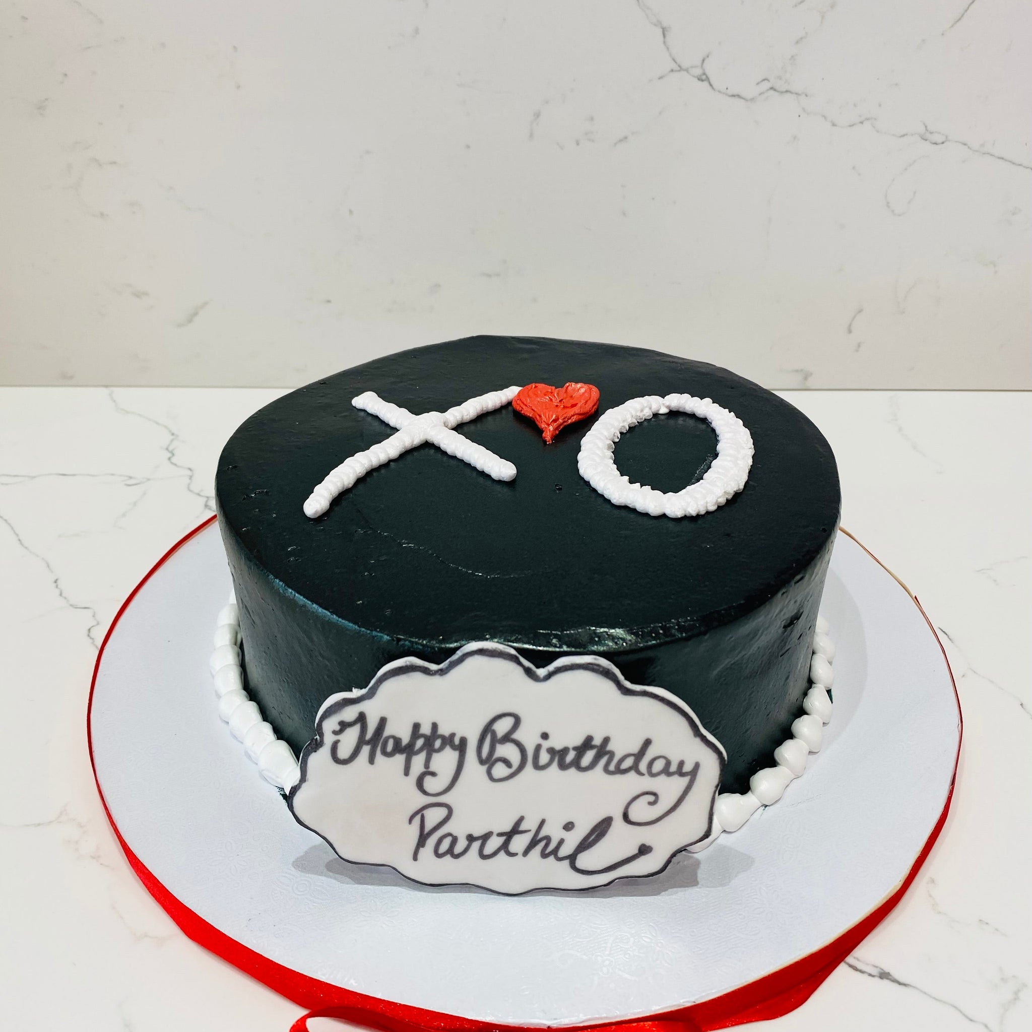 XOXO LOVE BIRTHDAY CAKE