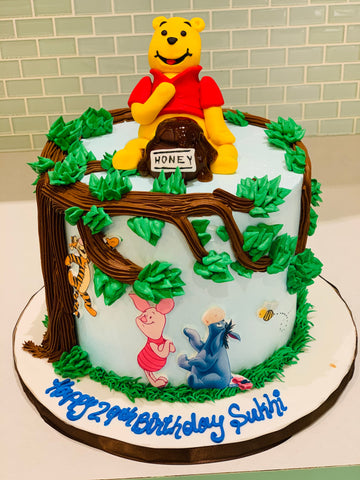 Winnie the Pooh & Friends Birthday Cake