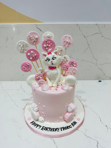 PINK & WHITE KITTY FONDANT CAKE