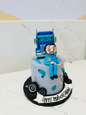 TRUCK & TOOLS FONDANT CAKE