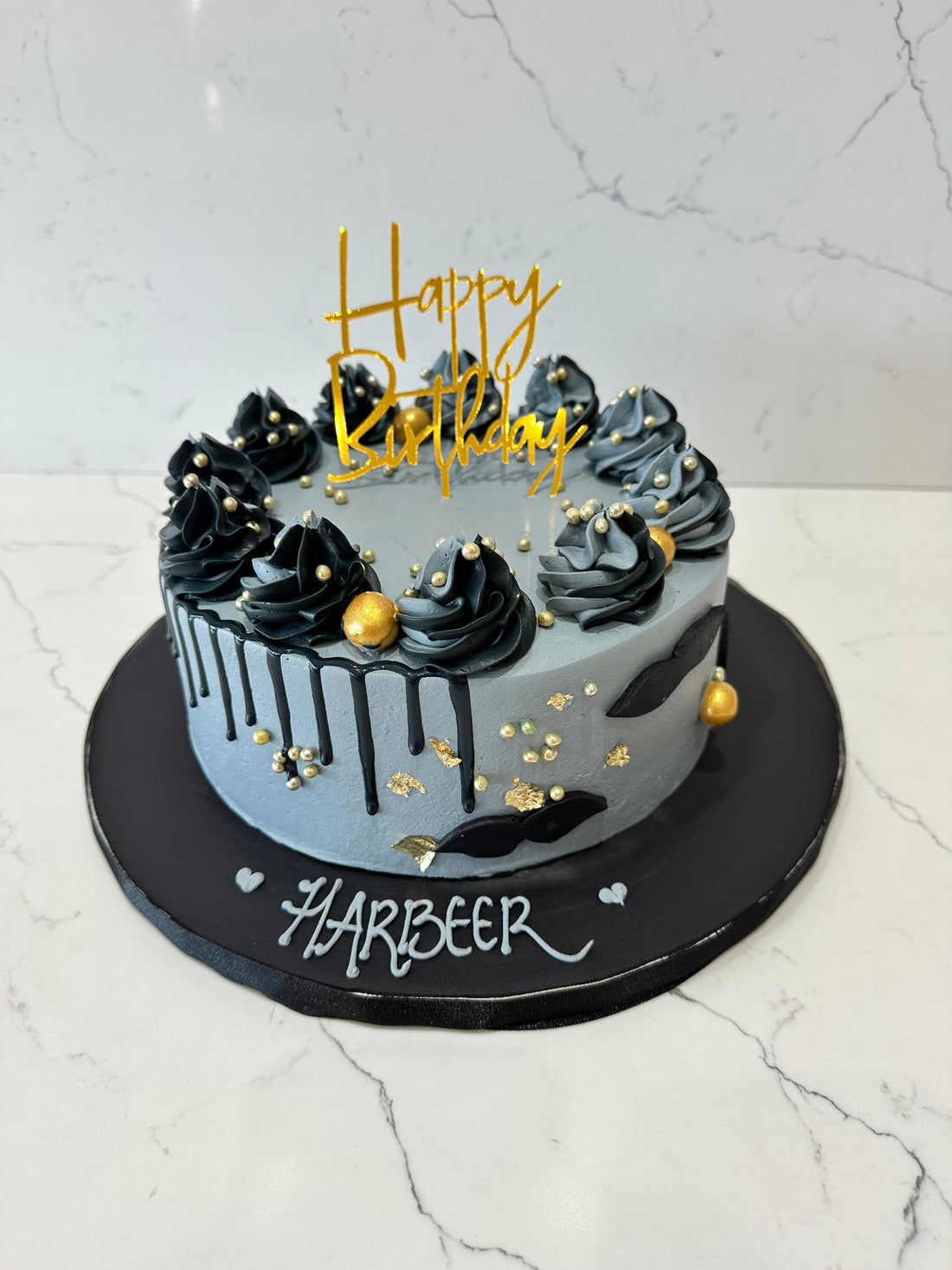 HARBEER MOUSTACHE CAKE