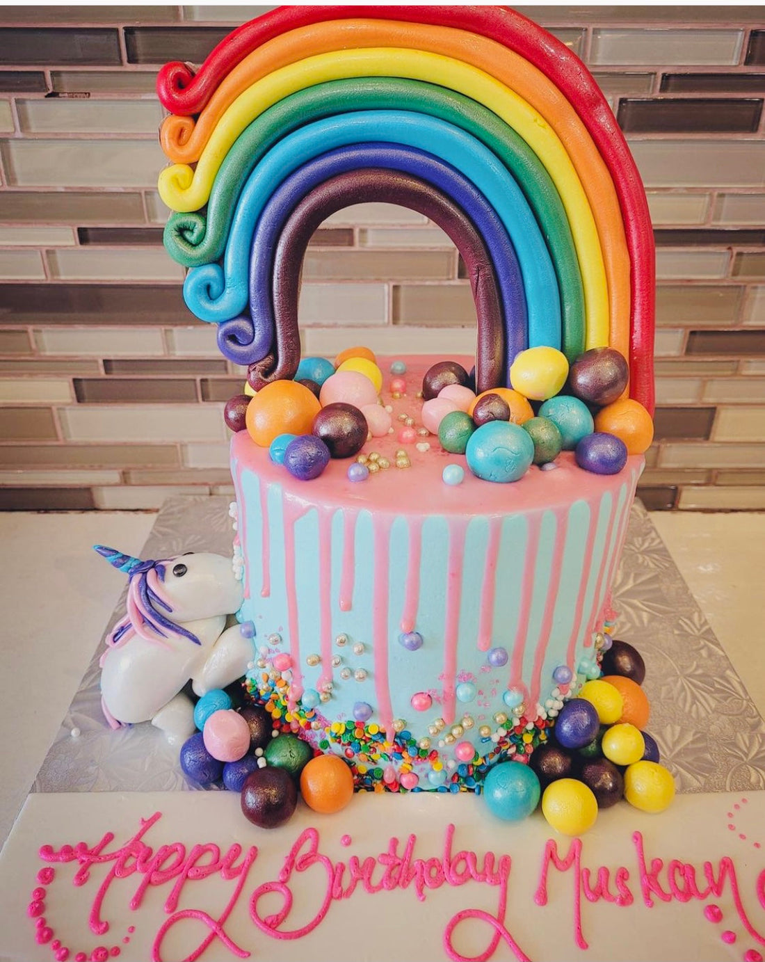 MUSKAN RAINBOW UNICORN CREAM CAKE