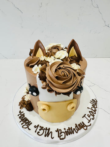 HORSE FACE MOLDED CREAM CAKE