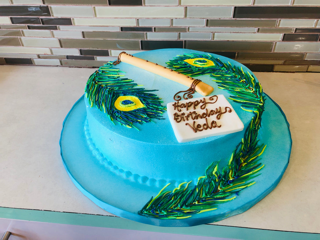 PEACOCK FLUTE CAKE