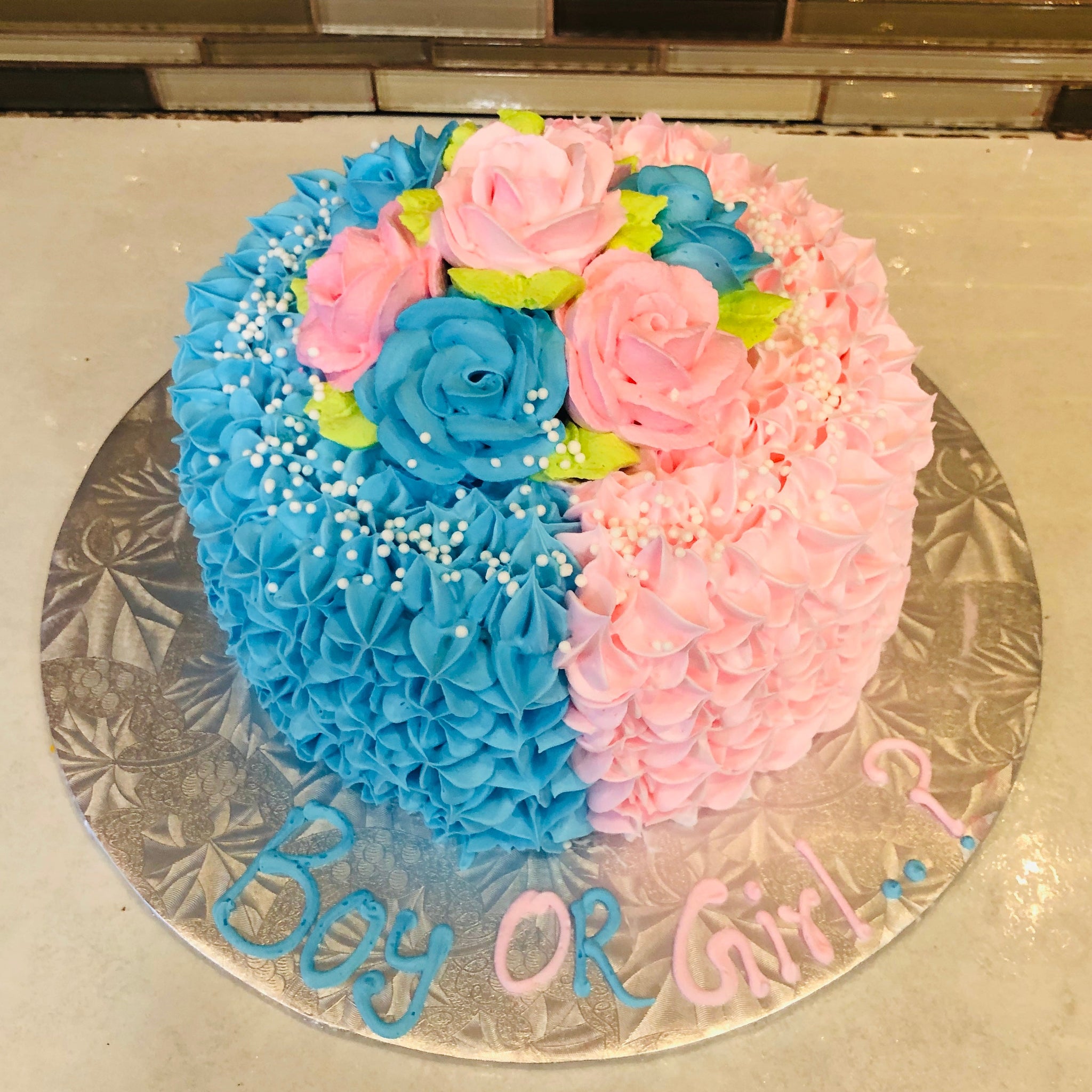 BOY OR GIRL BABY SHOWER CAKE