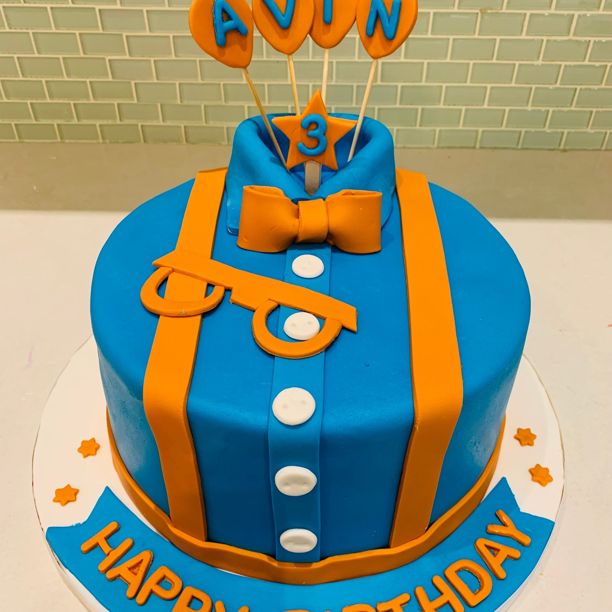 BLIPPI FONDANT BIRTHDAY CAKE