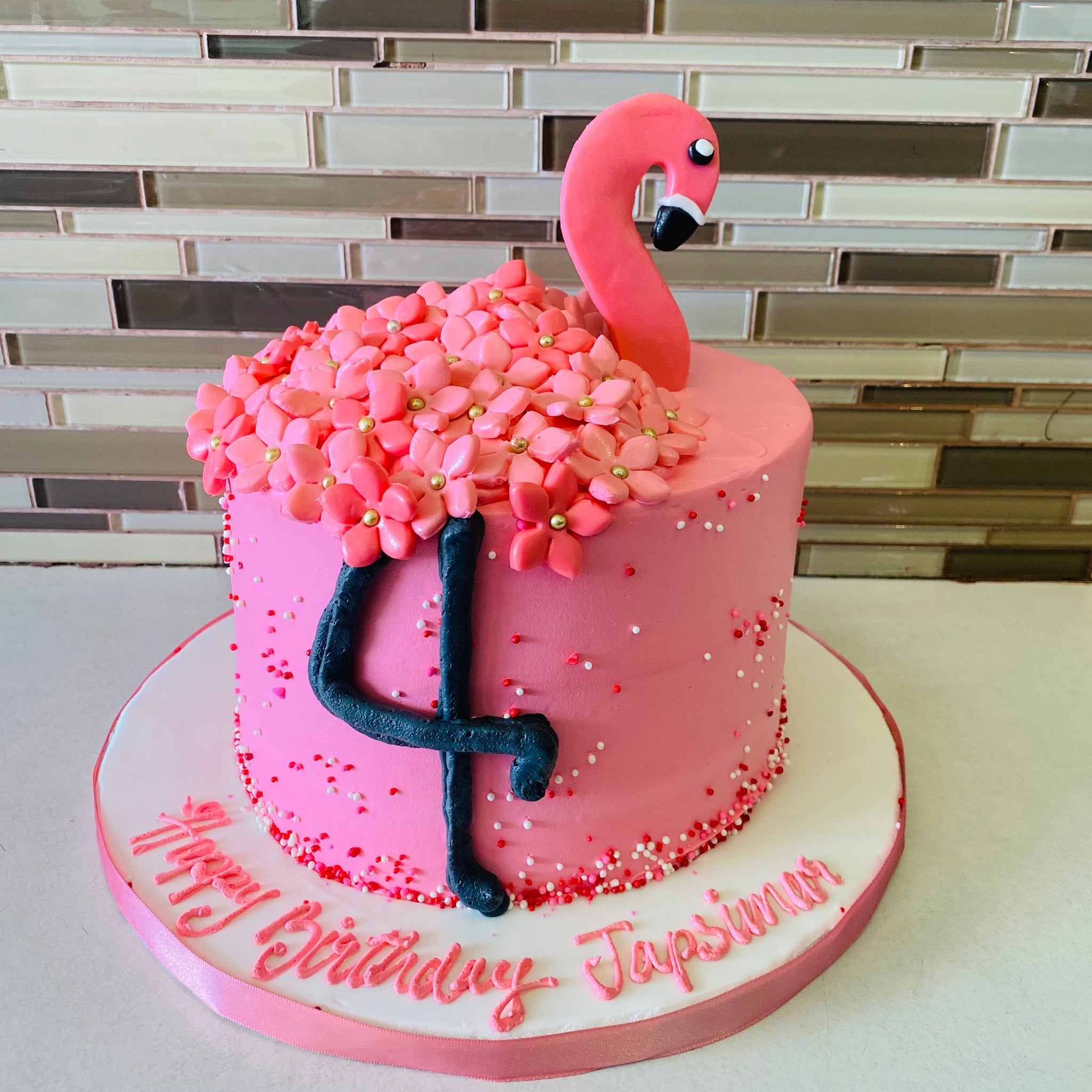 FLAMINGO CREAM CAKE