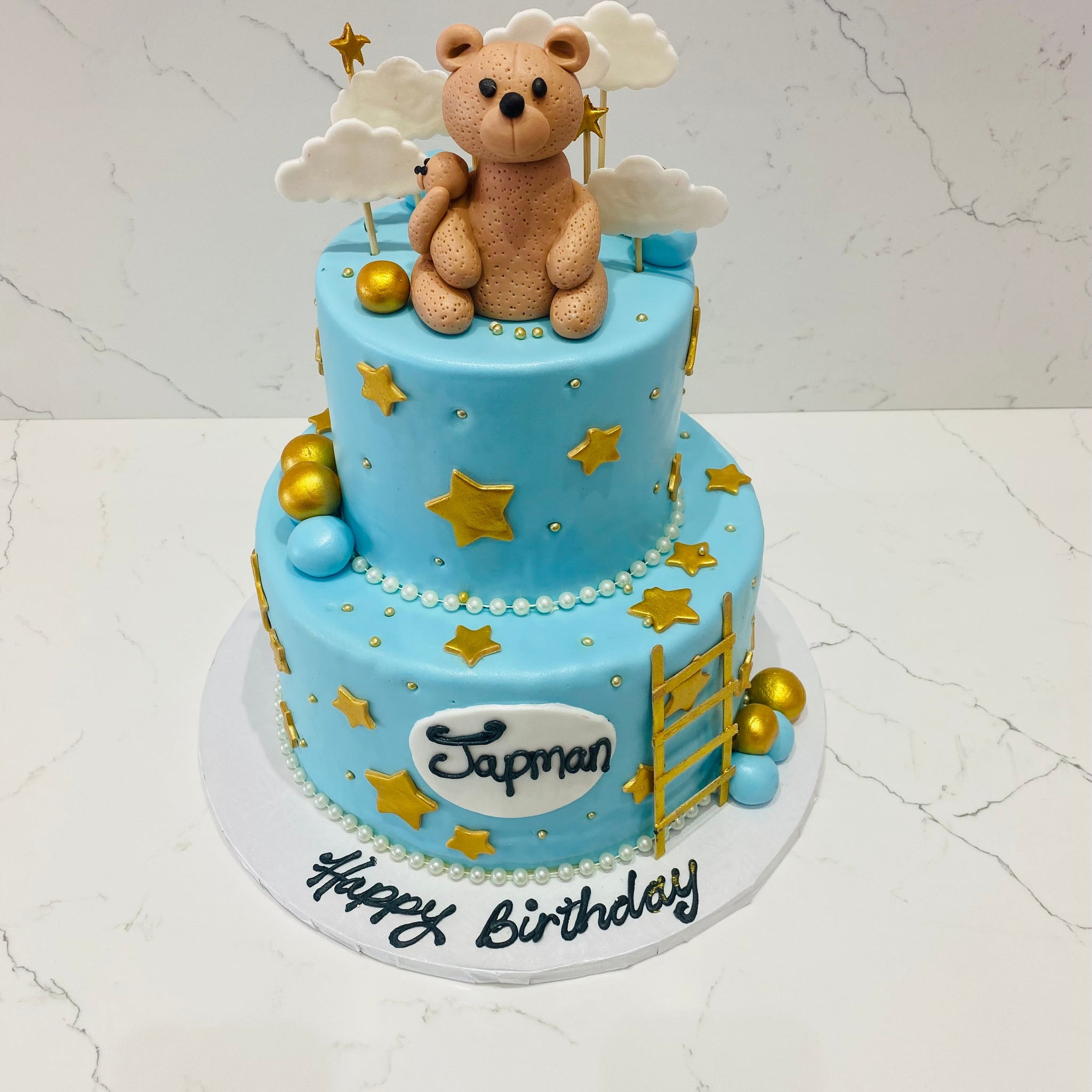 JAPMAN TEDDY BEAR FONDANT CAKE