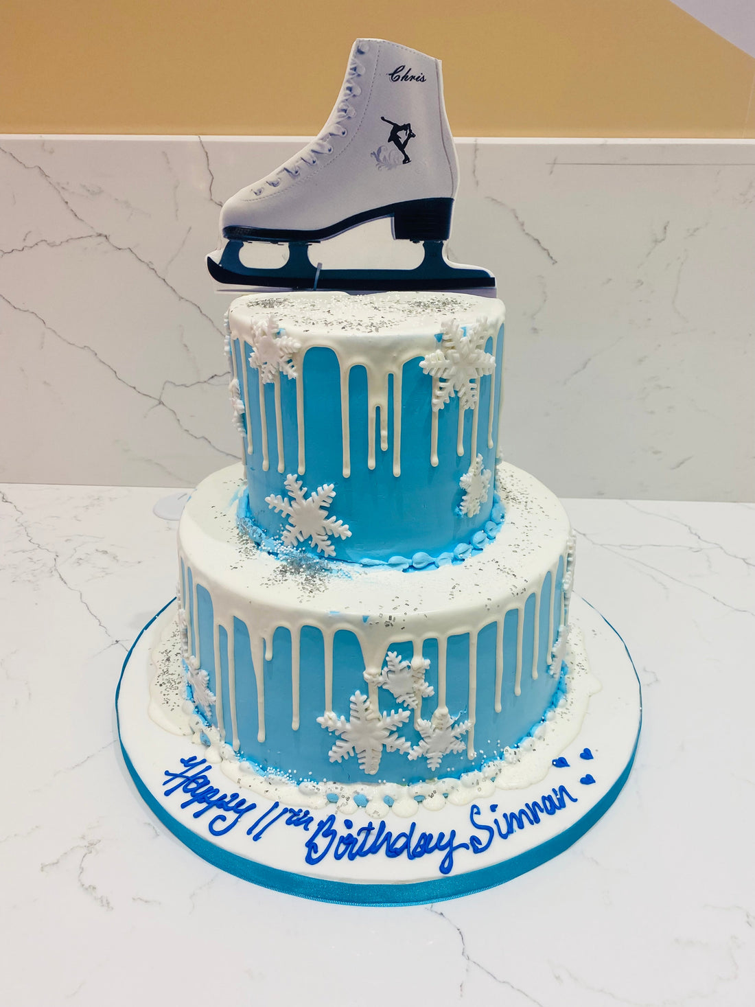 WINTER SKATE SHOE CREAM CAKE