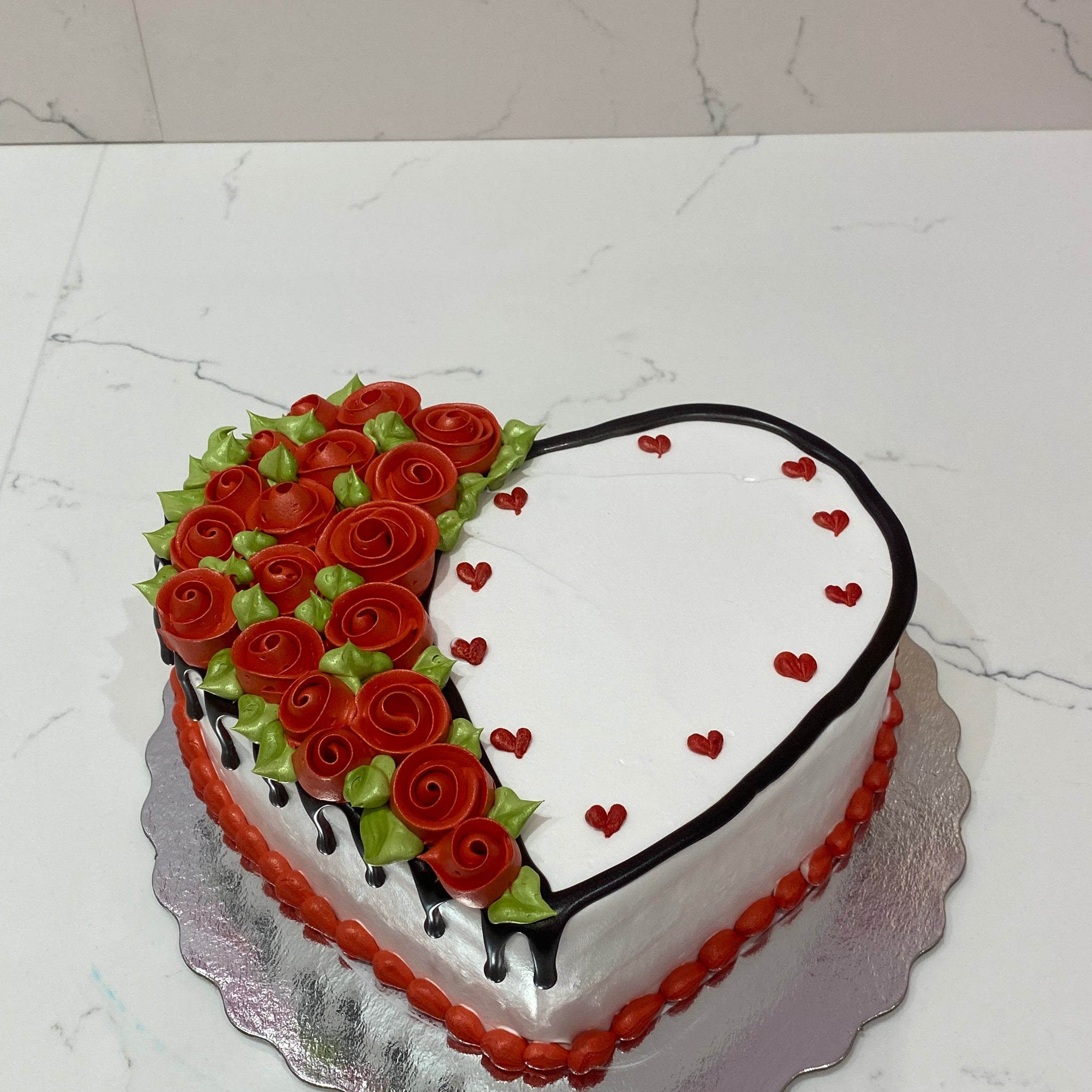 ROSE VALENTINE CAKE