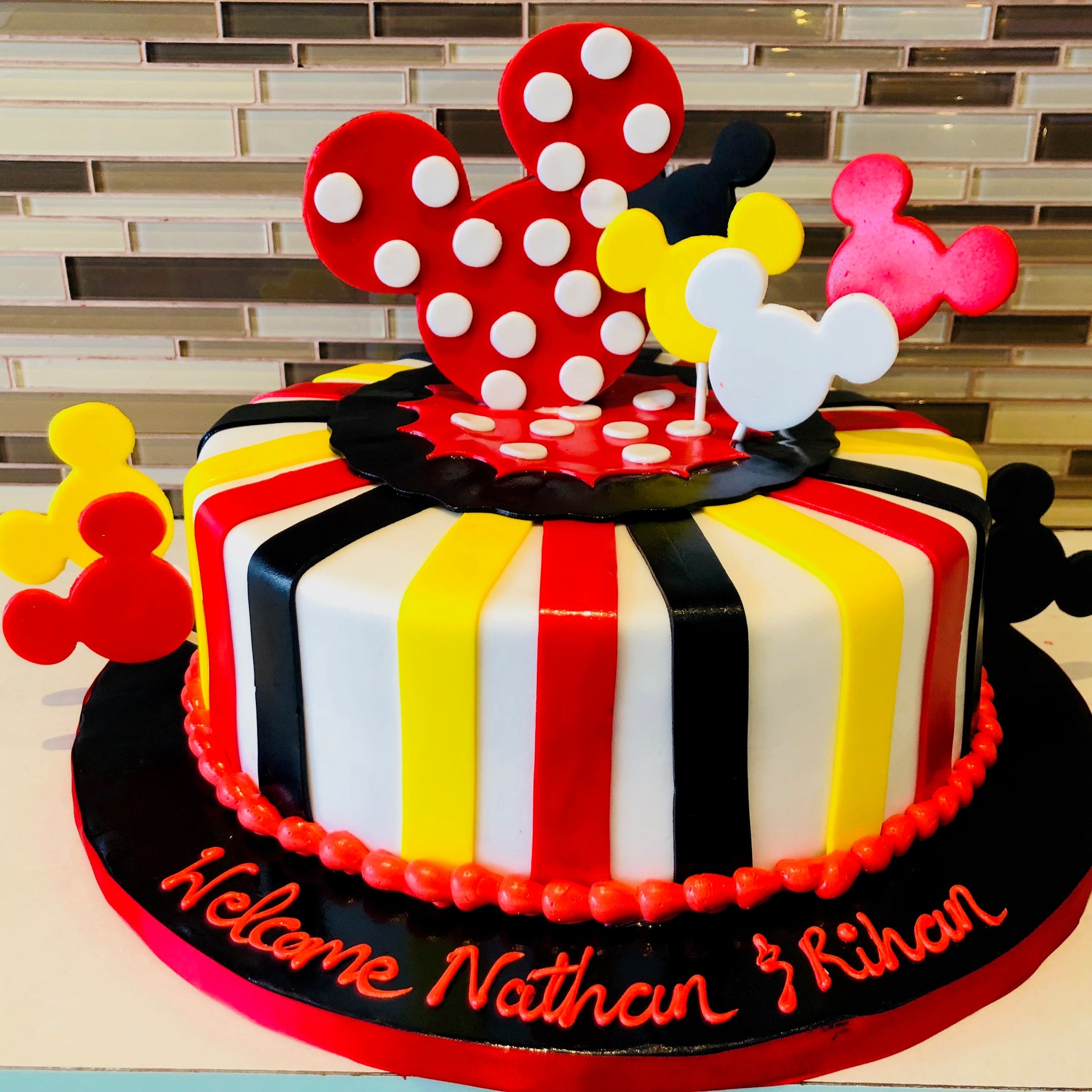Mickey Faces Fondant Cake