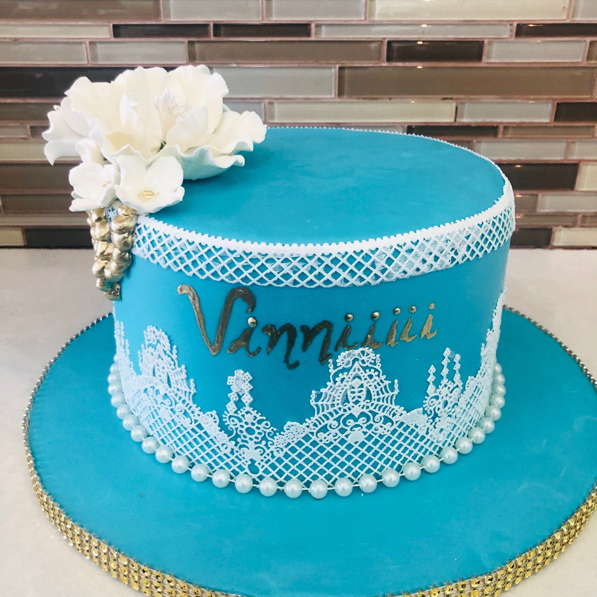 Jocelyn Fondant Cake