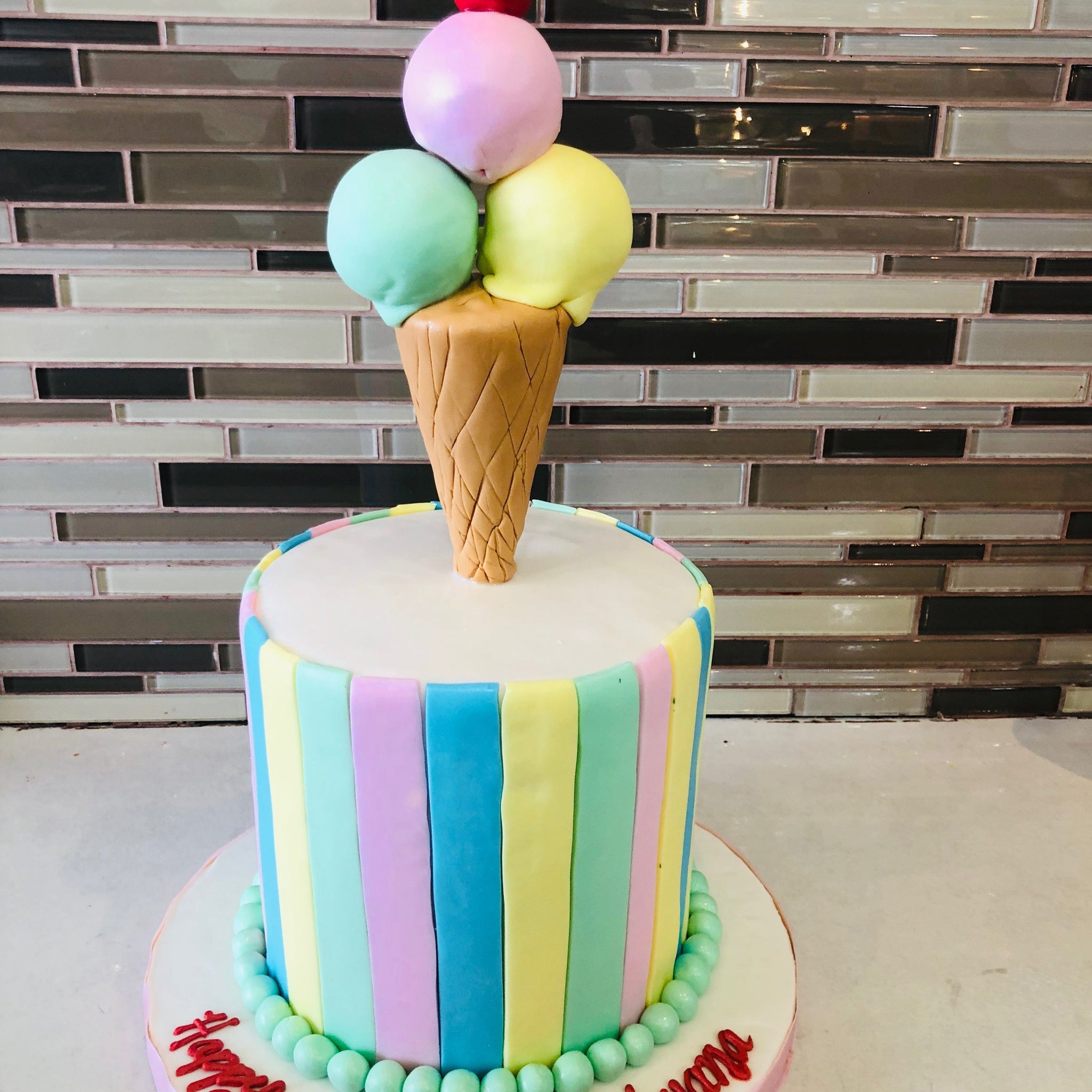 Ice cream cone fondant Cake