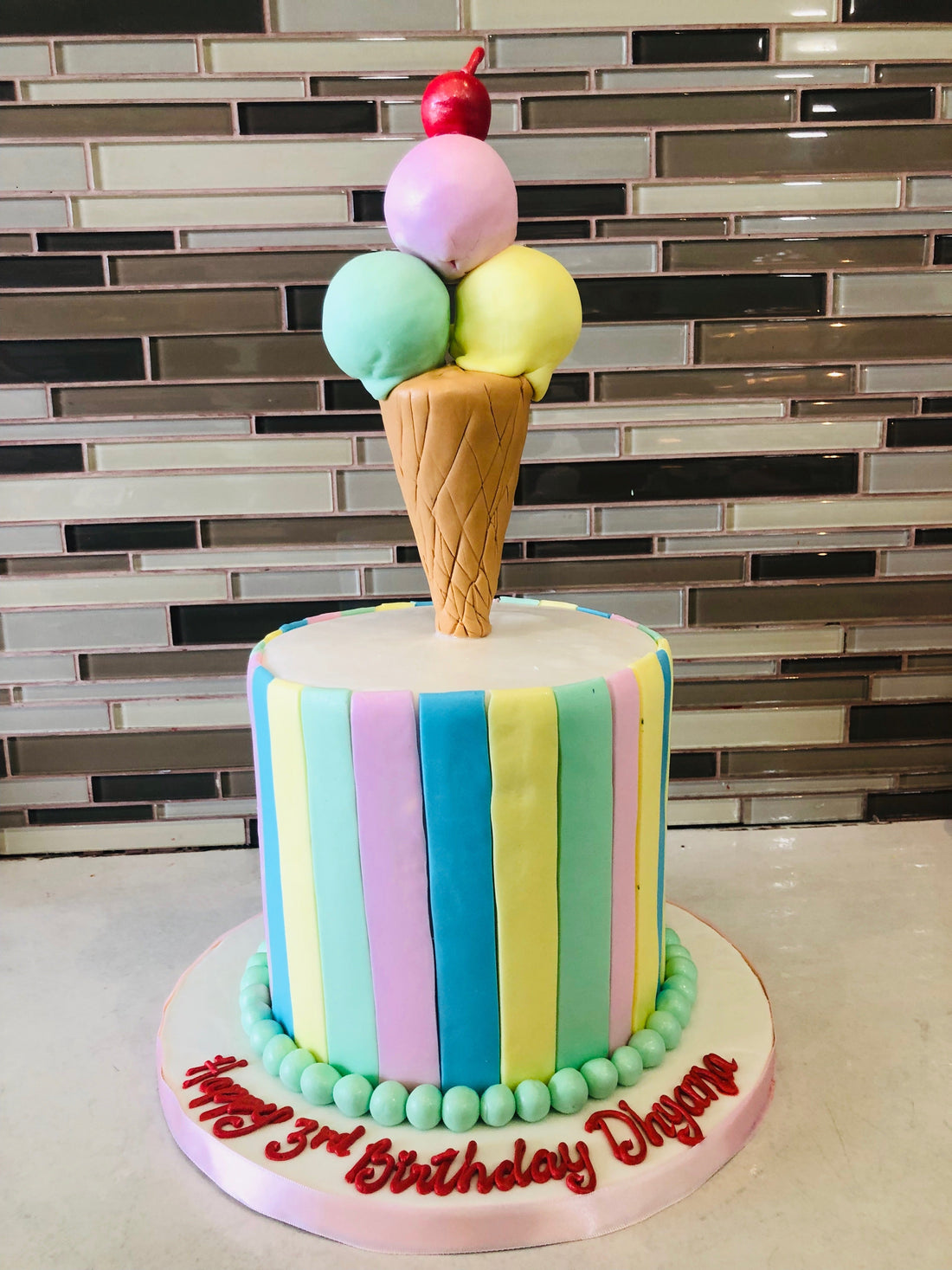 Ice cream cone fondant Cake