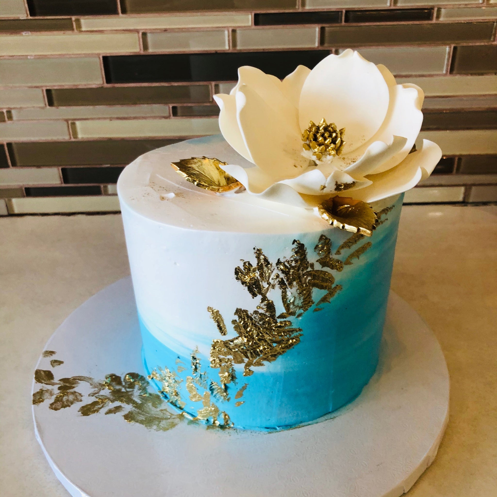 MATT CREAM CAKE