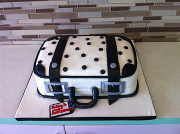 Suitcase Molded cake