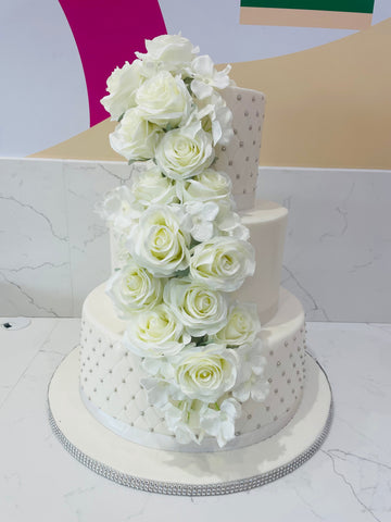 WHITE FLORAL WEDDING CAKE