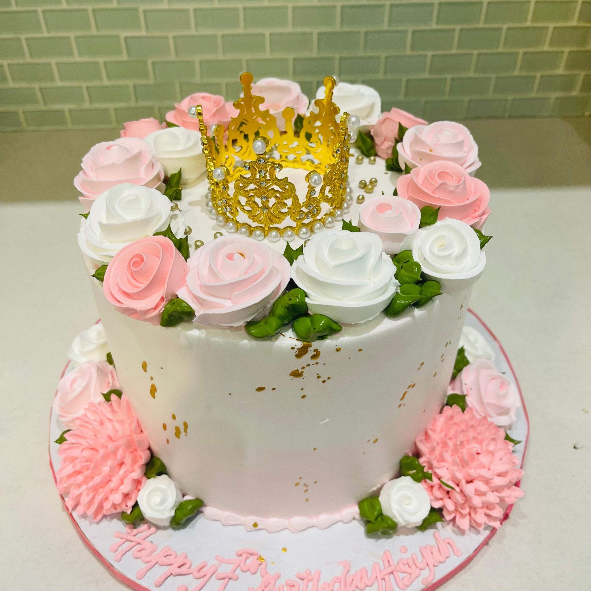 ASIYAH CROWN BIRTHDAY CAKE