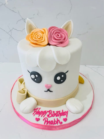 CAT FONDANT BIRTHDAY CAKE