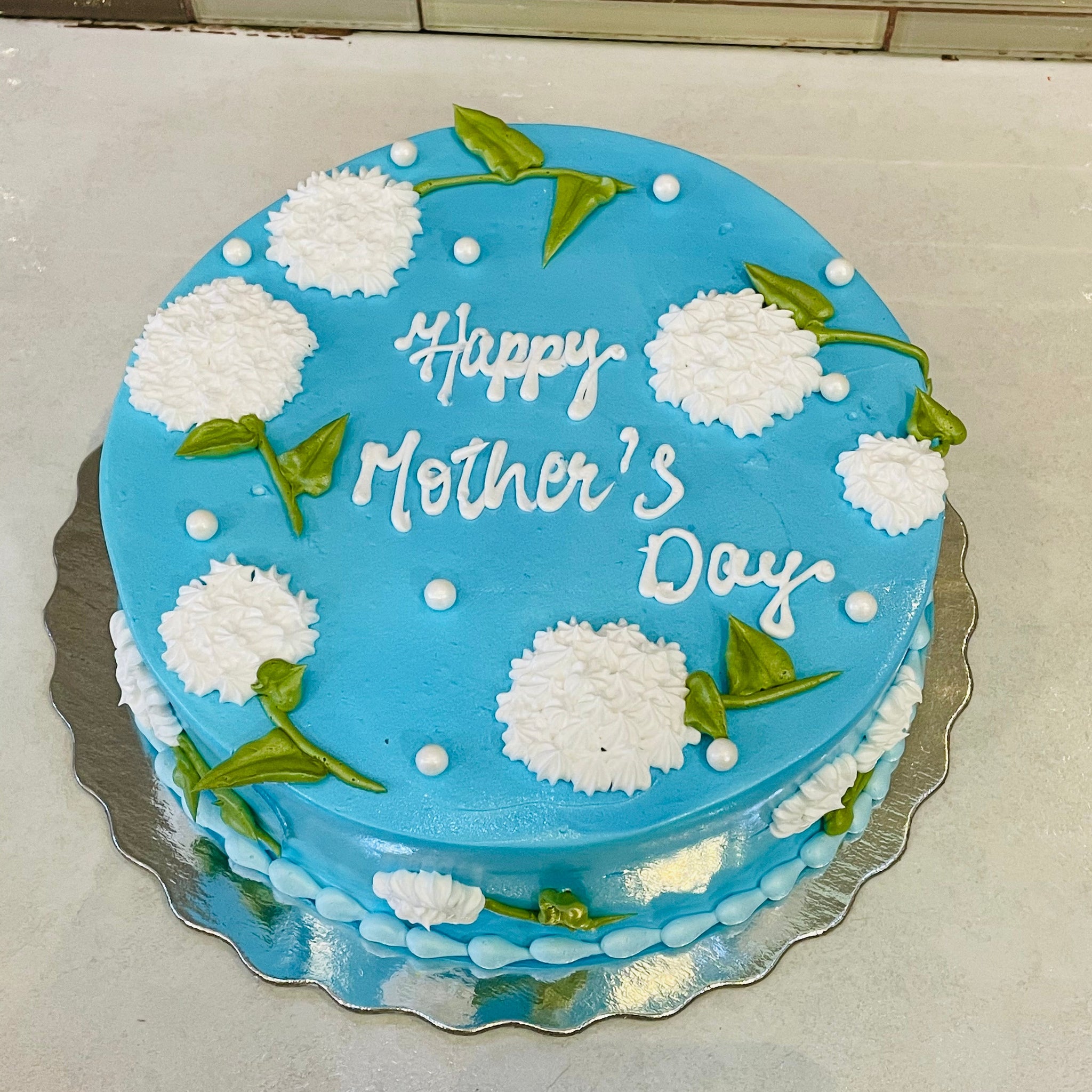BLUE & WHITE MOTHERS DAY CAKE