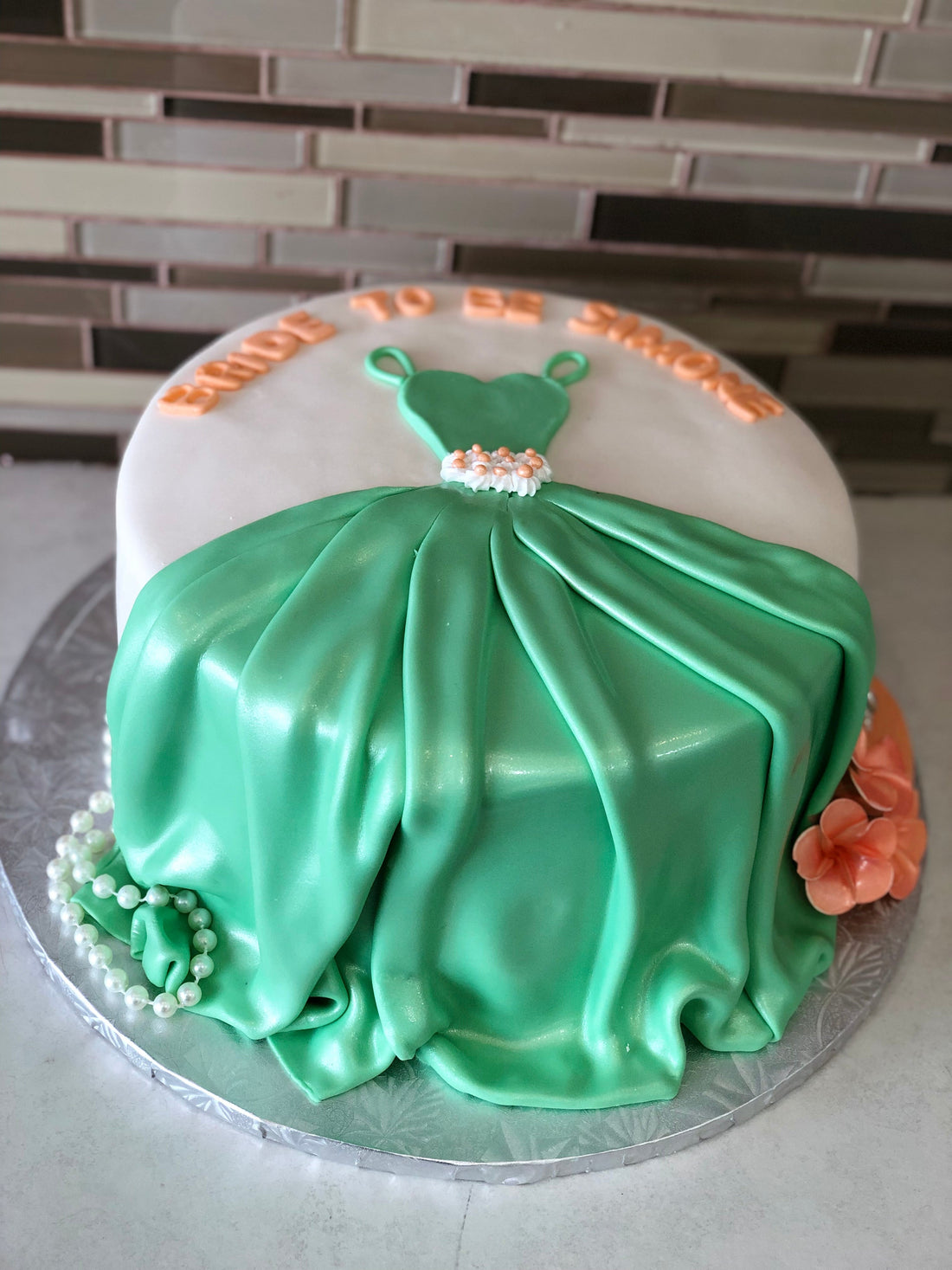 Nadu Bridal Shower Fondant Cake