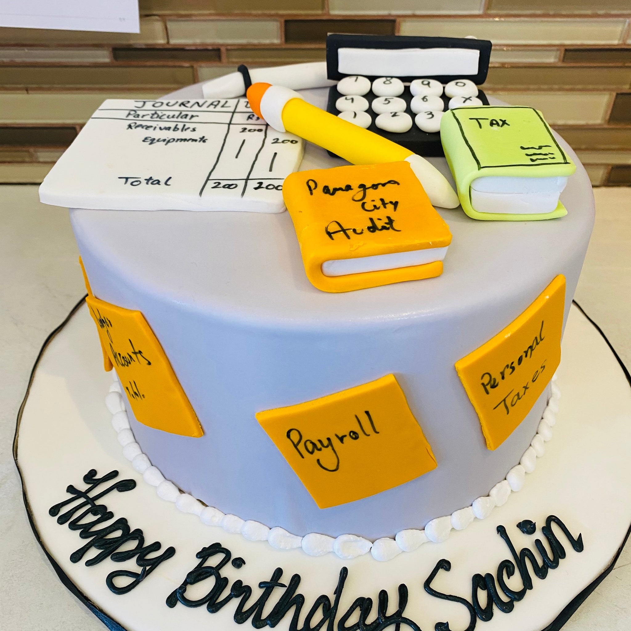 HR BOOKEEPING FONDANT CAKE