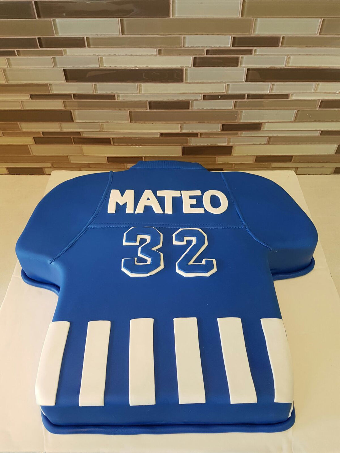 Mateo Jersey Molded Cake