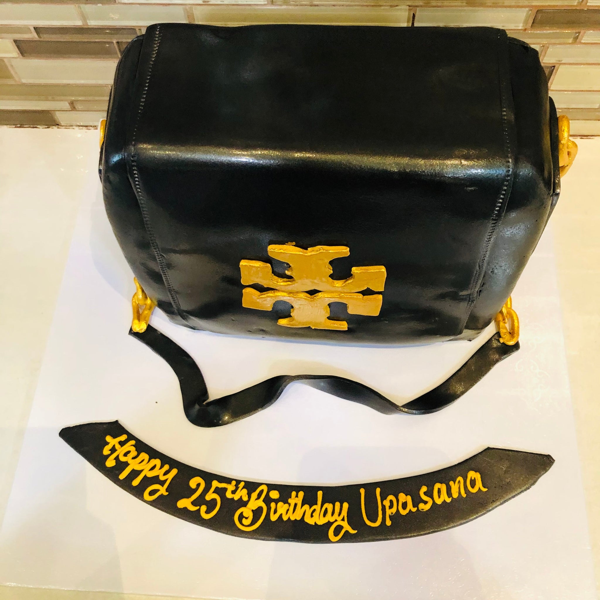TORY BURCH FONDANT BAG CAKE
