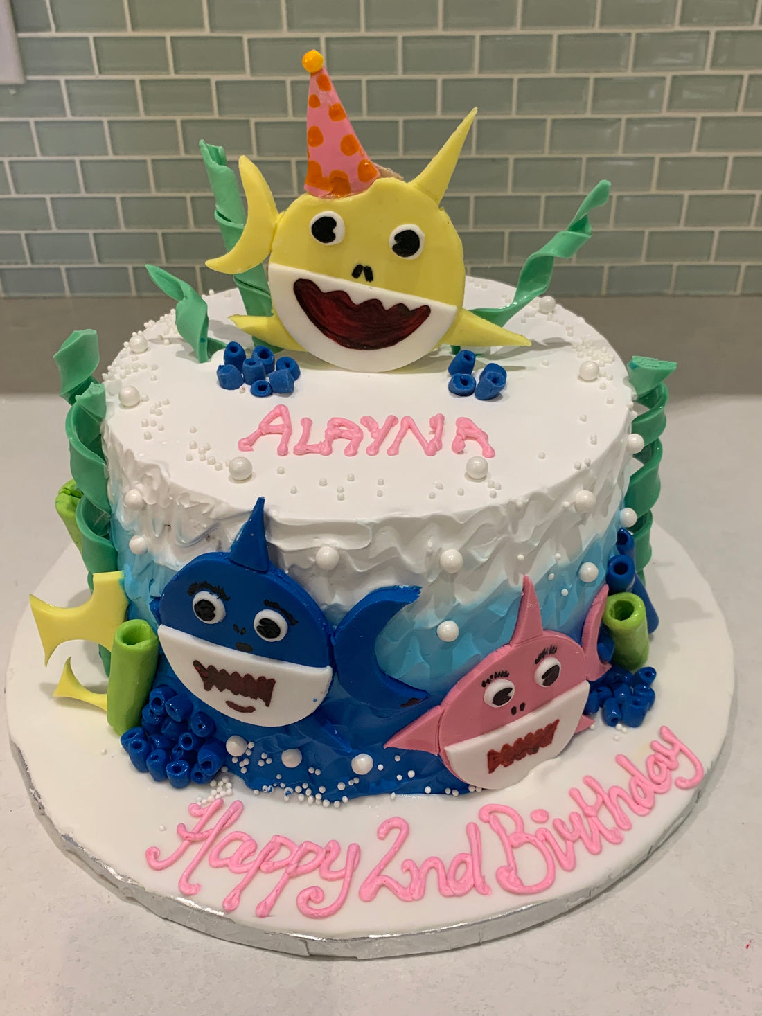 ALAYNA BABY SHARK BIRTHDAY CAKE