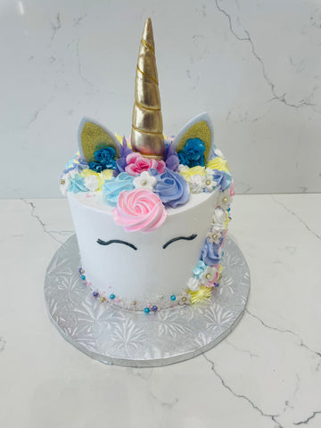 PASTEL UNICORN CREAM CAKE