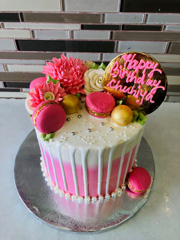 PINK MACROON FLORAL CAKE