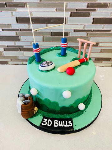 CRICKET & GOLF FONDANT CAKE