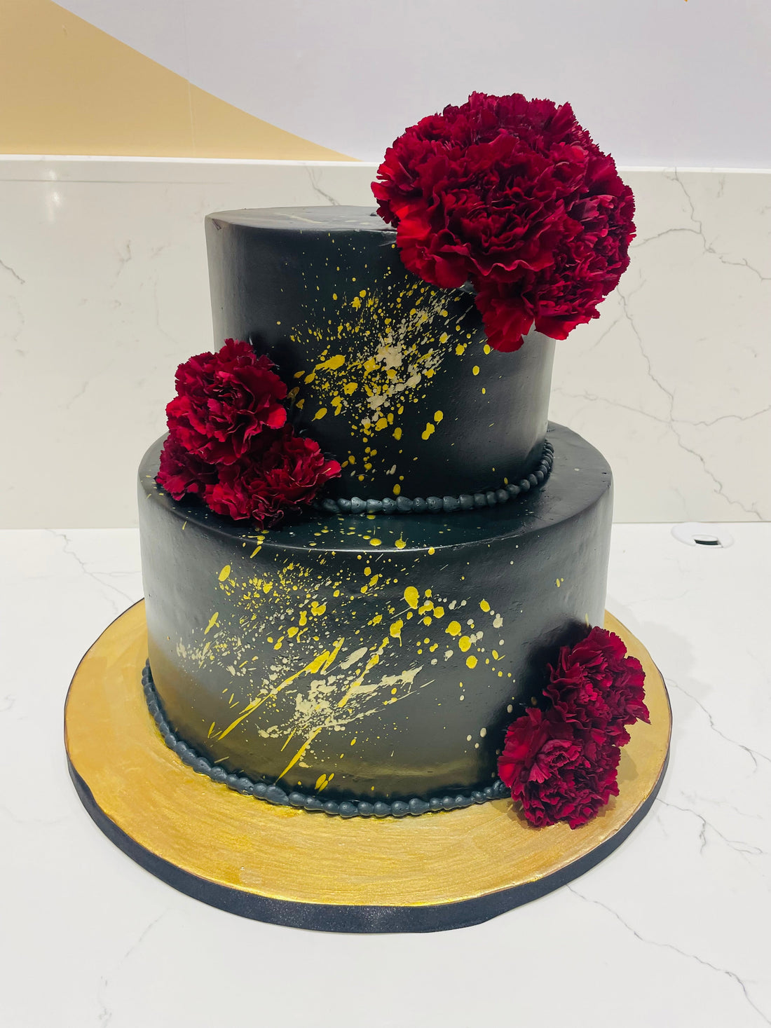 BLACK & RED WEDDING CAKE