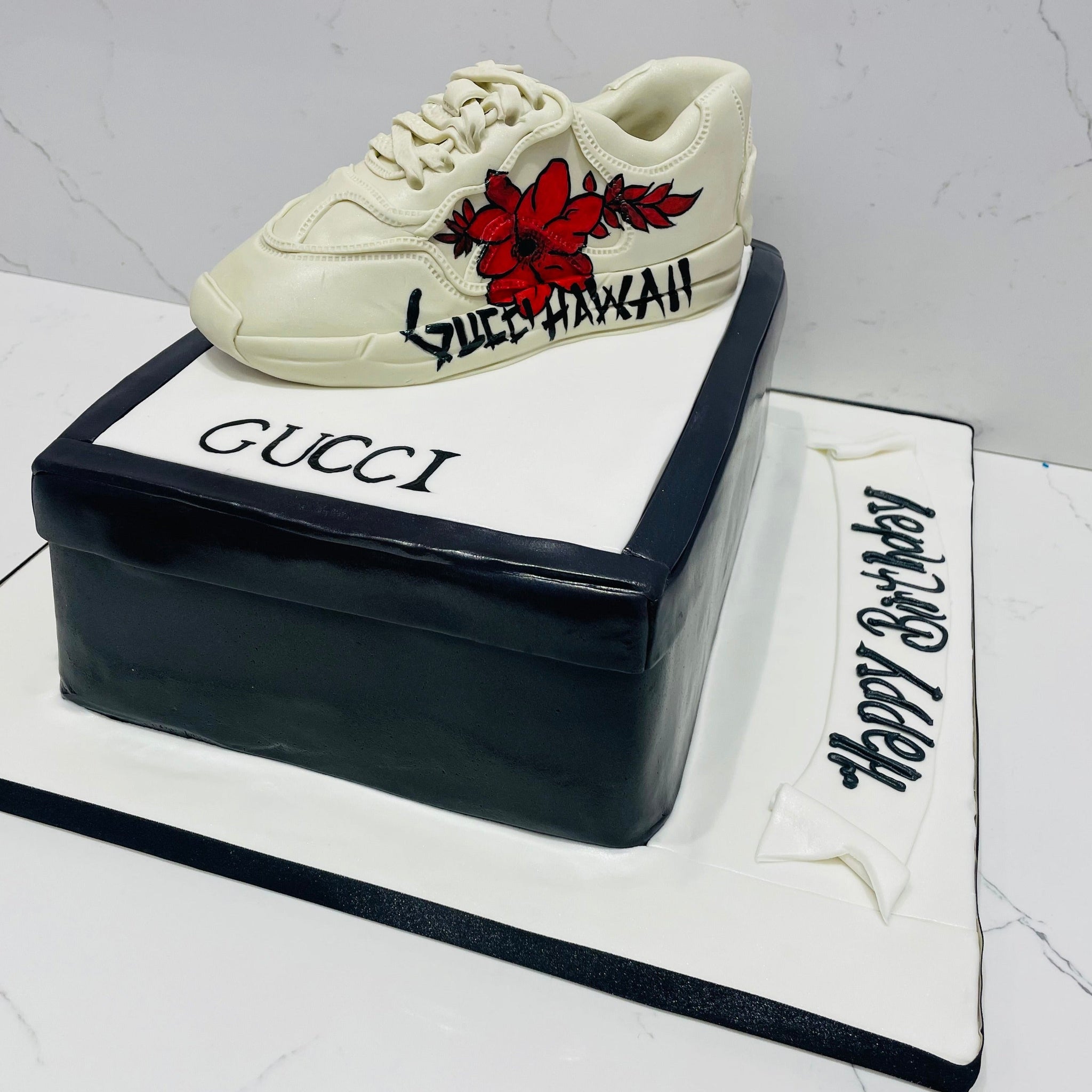 GUCCI SHOE BOX FONDANT CAKE