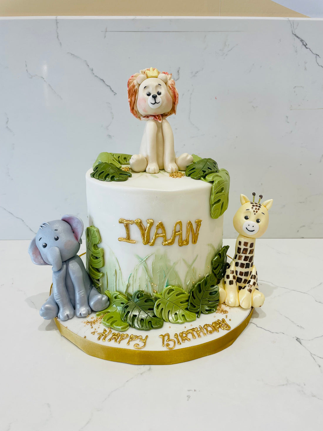 IVAAN Jungle Fondant Cake